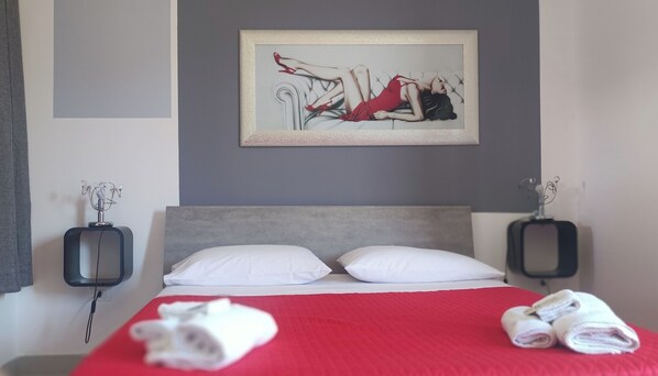 1 bedroom, free WiFi, bed sheets