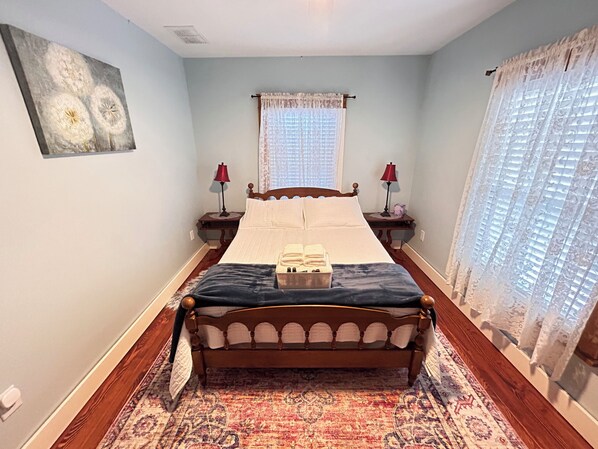 1 chambre, fer et planche à repasser, Wi-Fi, draps fournis