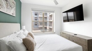 1 chambre, bureau, fer et planche à repasser, Wi-Fi