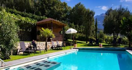 Ferienwohnung 'Unterdornerhof A' mit Bergblick, privater Terrasse und Wi-Fi