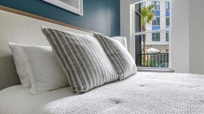 1 bedroom, desk, iron/ironing board, WiFi