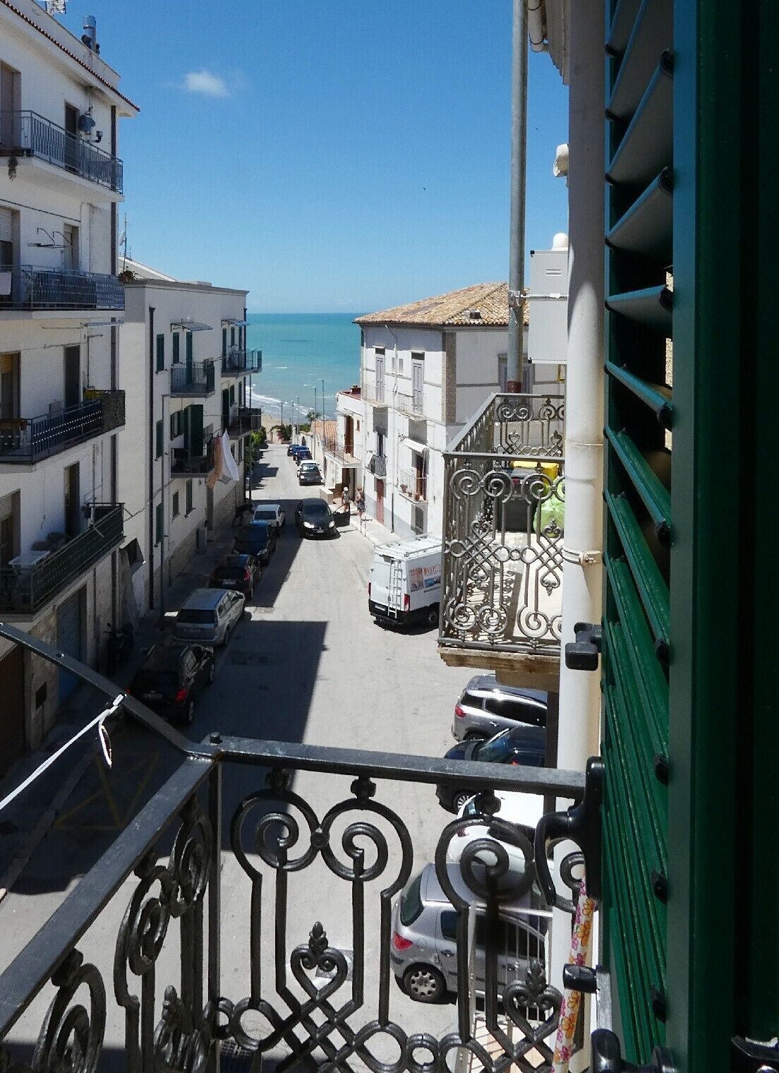 Monolocale, 1 letto matrimoniale con divano letto, balcone, vista mare parziale | Balcone