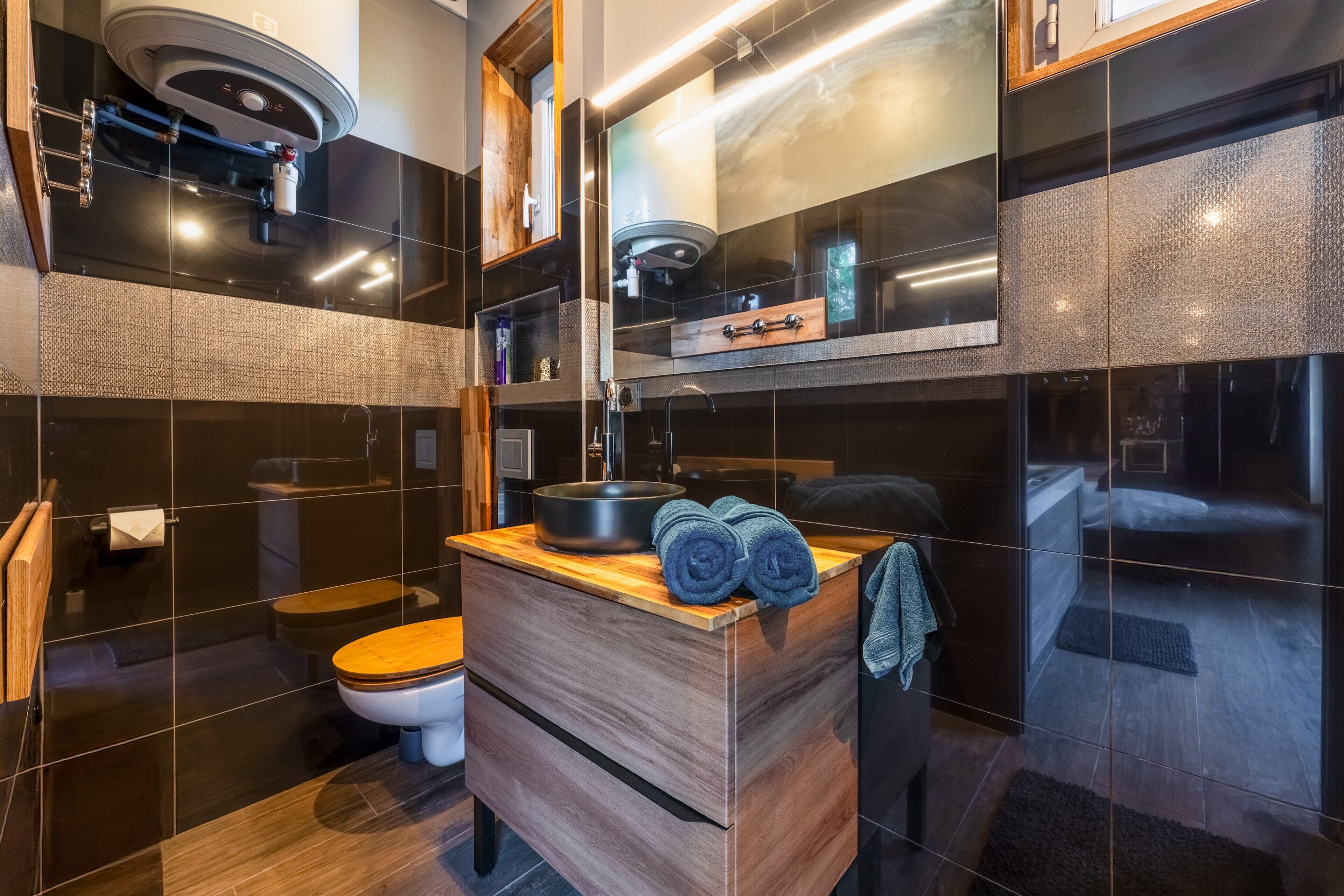 Douche, serviettes fournies