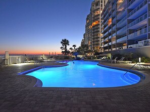 Beheizter Pool