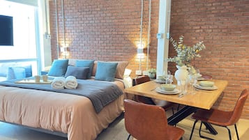 1 Schlafzimmer, Schreibtisch, Bügeleisen/Bügelbrett, WLAN