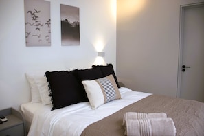 1 chambre, bureau, Wi-Fi, draps fournis