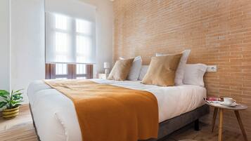 Apartamento Confort, 1 habitación | Caja fuerte, cortinas opacas, tabla de planchar con plancha