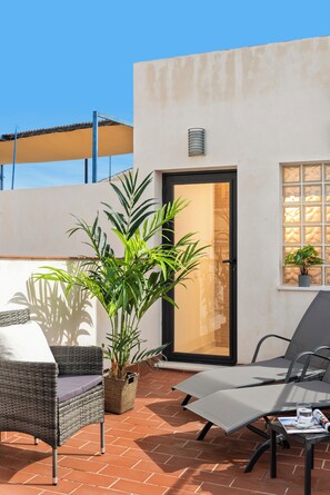 Appartement Exclusif, 2 chambres, terrasse | Terrasse/Patio