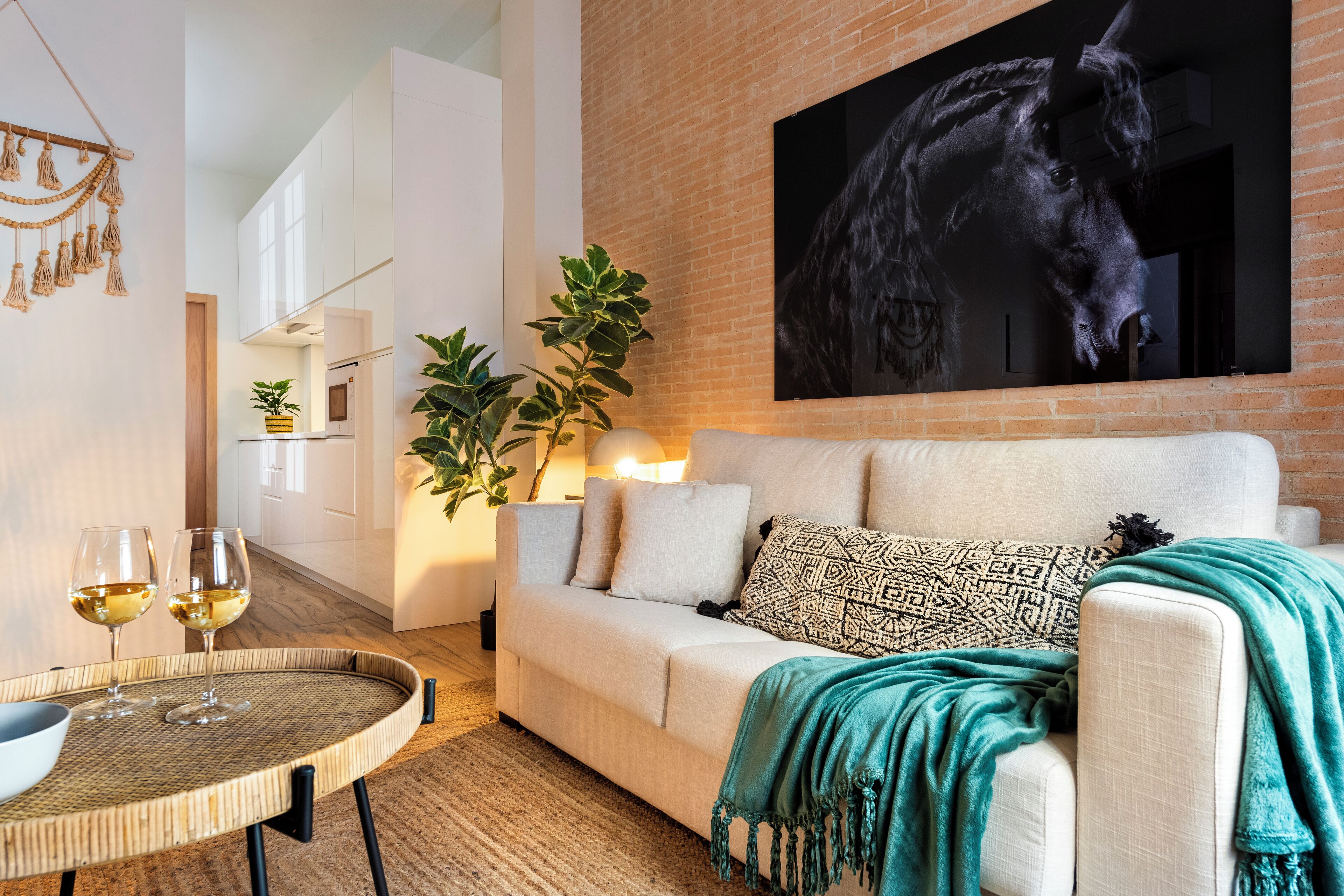 Standard Studio | Down duvets, memory-foam beds, in-room safe, laptop workspace