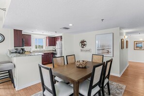 Dining - Balcony Breezes & Beach Dreams (Indian Rocks Beach)