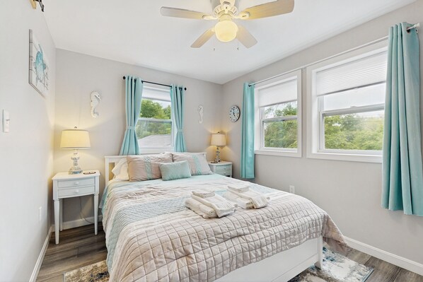 1 bedroom, iron/ironing board, Internet, bed sheets