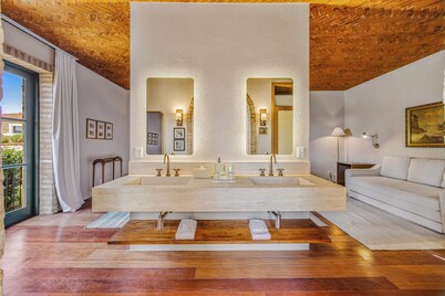 Hotel Borgo Del Vino