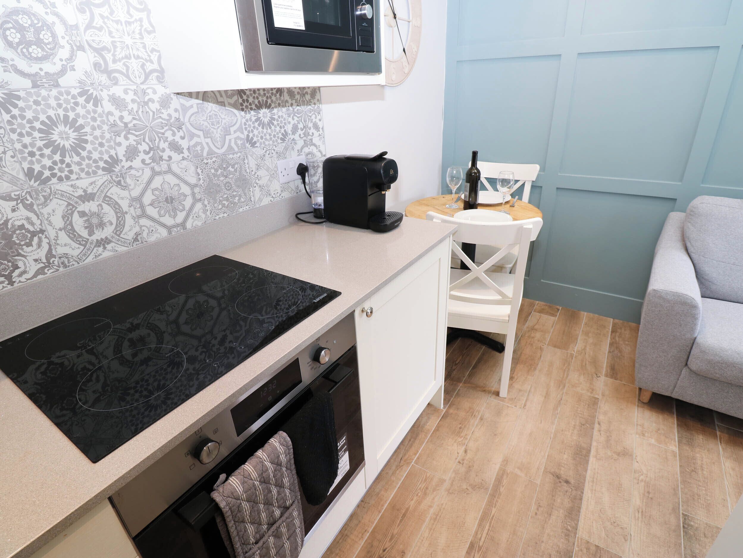 Oppvaskmaskin og kjøkkenutstyr