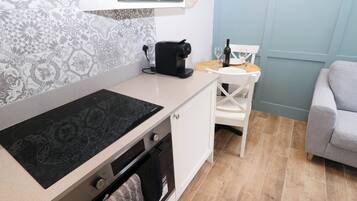 Oppvaskmaskin og kjøkkenutstyr