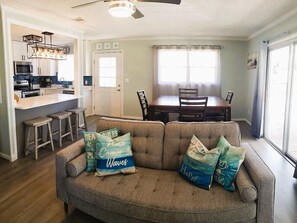 Smart TV - Cabana Escape – Waterfront Oasis with Heated Pool and Spacious Outdoor Living (St. Augustine)