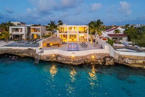 Exterior - Kas di Bon Beis - Spacious Oceanfront Villa with Full A/C (Kralendijk)