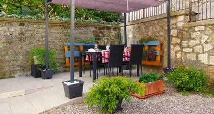 Charming tourist apartment near historic center of Montepulciano. Holiday home.