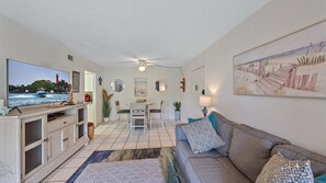 Smart TV - Dog-Friendly, Boat Dock, Heated Pool, Walk to Beach (Siesta Key)