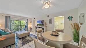 Smart TV - Dog-Friendly, Boat Dock, Heated Pool, Walk to Beach (Siesta Key)