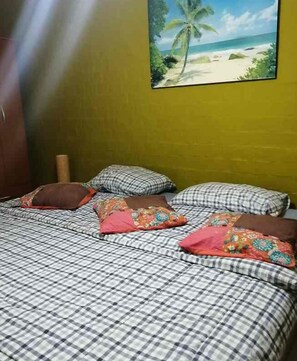 3 bedrooms, iron/ironing board, WiFi