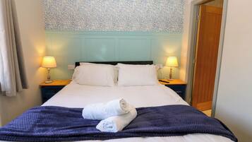 1 bedroom, individually decorated, individually furnished, free WiFi