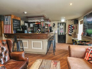 Bar (on property) - Cottage 9 (Durham)