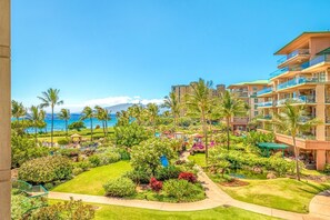 Property grounds - Honua Kai Hokulani | 2 Free Rental Cars | KBM Resorts | Family Friendly | 2 Units, 3 Bedrooms | ML-1355 (Lahaina)