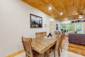 تناول الطعام