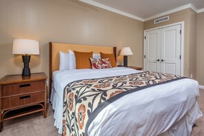 4 bedrooms, iron/ironing board, travel cot, free WiFi - Honua Kai Konea | 2 Free Rental Cars | KBM Resorts | Huge Lanai | 2 Units, 4 Bedrooms | ML-1394 (Lahaina)