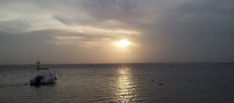 Ocean Breeze Retreat