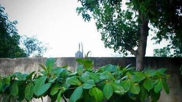 Tempat makan outdoor