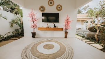 Family Villa, 2 Bedrooms, Private Pool | Living room