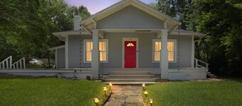 NEW! Magnolia House Walk to Festival Park