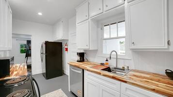 Frigorífic, microones, forn i rentaplats