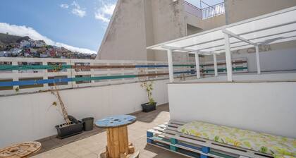 Jardín: Cómodo y Luminoso Apartamento