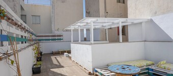 Jardín: Cómodo y Luminoso Apartamento