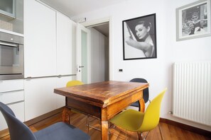 Dining - Passons 4 - One Bedroom Apartment, Sleeps 2 (Udine)