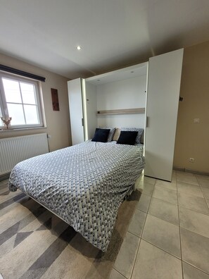 Wi-Fi gratuit, draps fournis