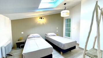 3 chambres, bureau, Wi-Fi, draps fournis