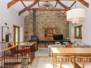 كوخ | المنشأة من الداخل