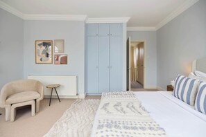 4 Schlafzimmer, Bügeleisen/Bügelbrett, WLAN, Bettwäsche