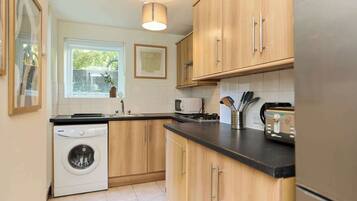 Fridge, microwave, stovetop, toaster