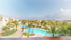 Pool - Stunning Fishing Lodge apt w/ marina and pool view (La Altagracia)