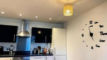 Shared Dormitory, 1 Bedroom, Balcony, Lake View | Interior