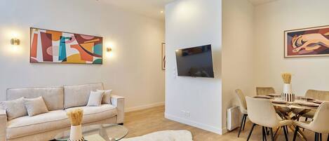 Apartment | Living area