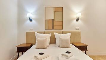 Apartment | 2 bedrooms, laptop workspace, iron/ironing board, bed sheets