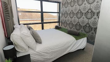 2 bedrooms, individually decorated, individually furnished, free WiFi