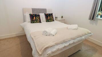 2 bedrooms, individually decorated, individually furnished, free WiFi