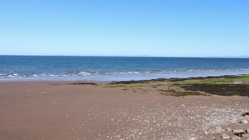 Nær stranden