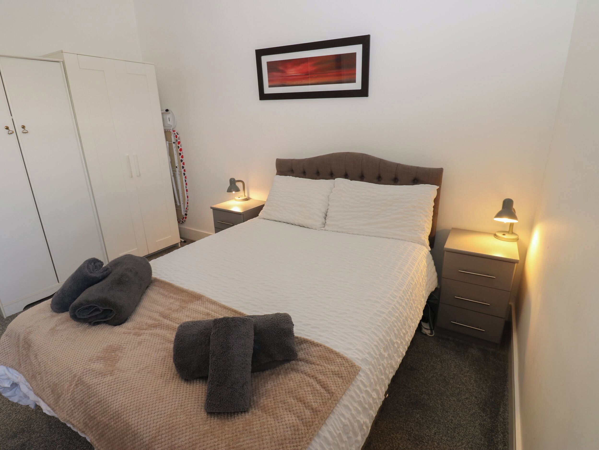 1 bedroom, individually decorated, individually furnished, free WiFi